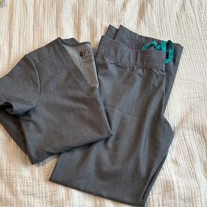 Figs Graphite Scrub Set